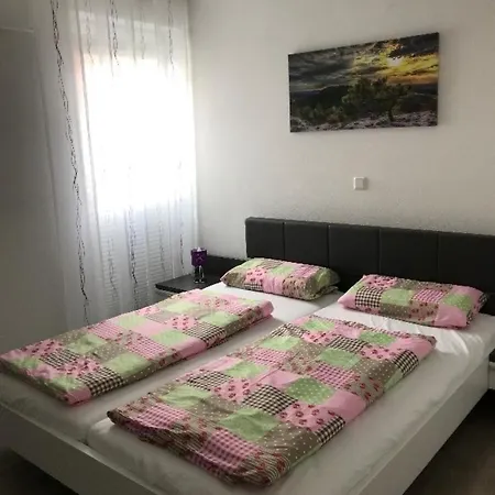 דירה Moderne Im Herzen Von Bad Neustadt באד נוישטאדט אן דר סאאלה